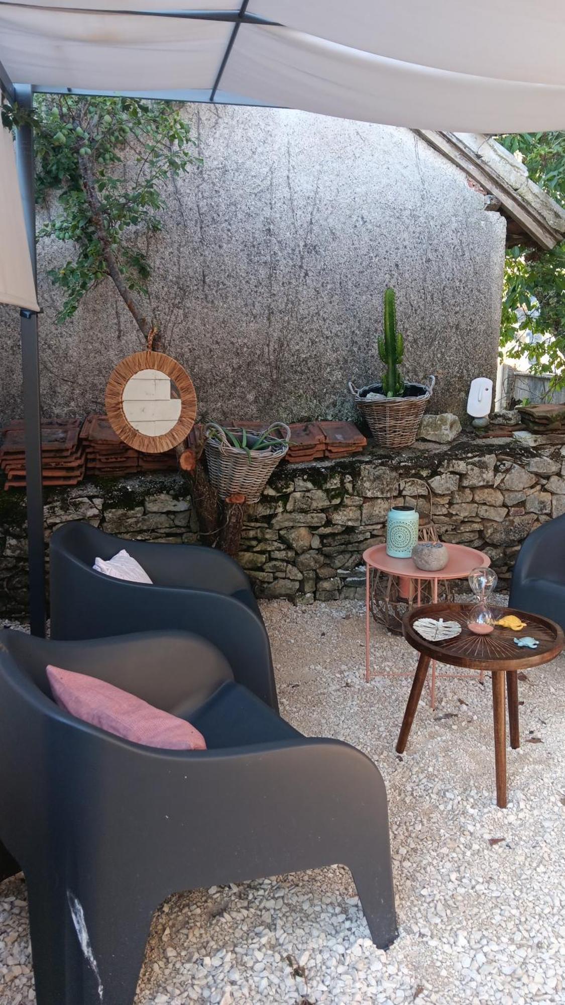 La Grange Bed & Breakfast Promilhanes Екстериор снимка